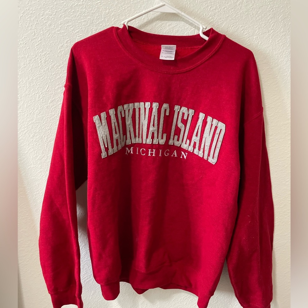 Sweatshirt